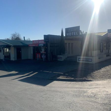 Cheviot Hotel Exterior photo